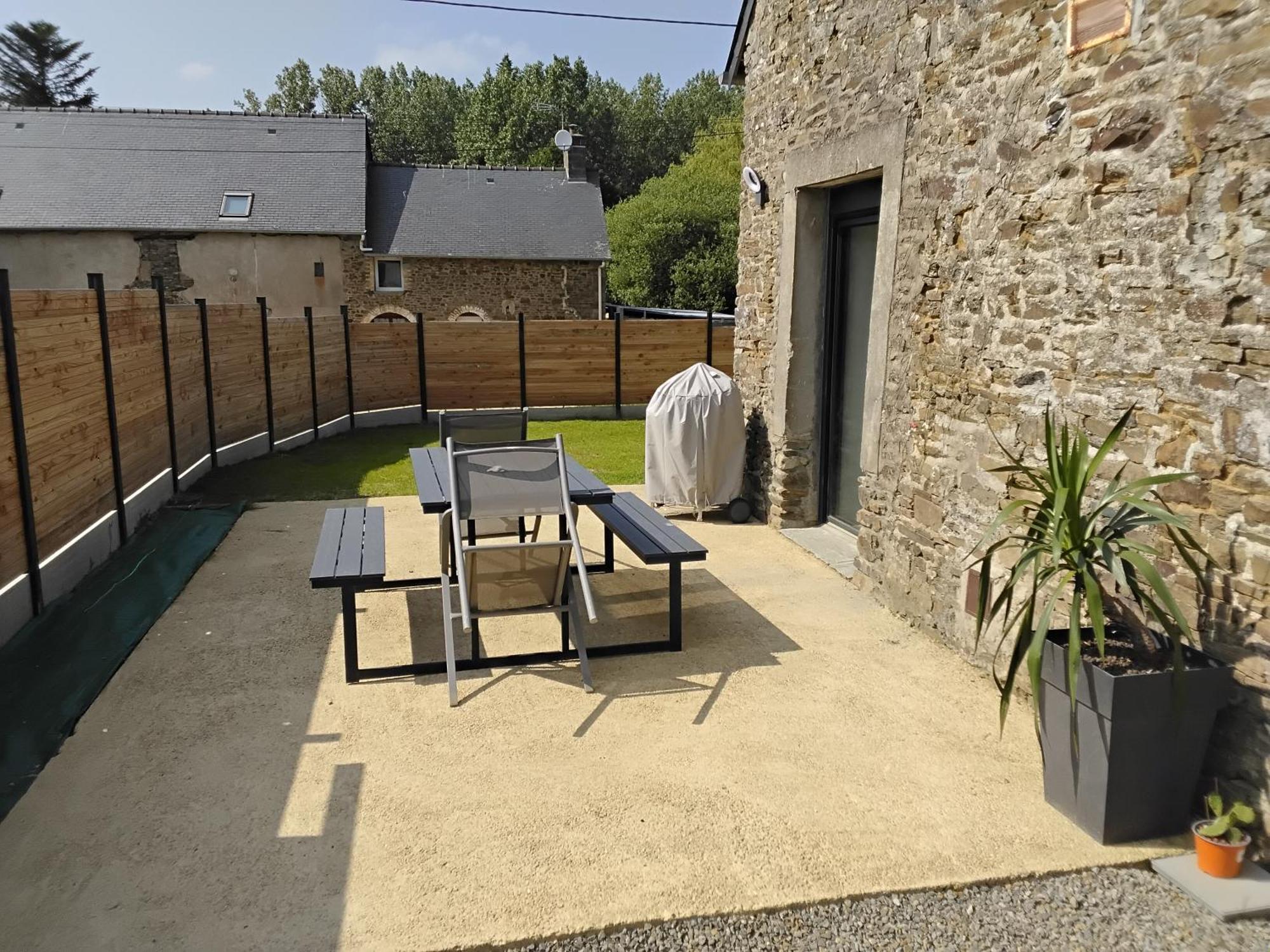 Gite Chez Marie T 8 Personnes La Boussac Buitenkant foto